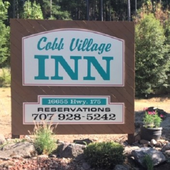 Cobb Village Inn