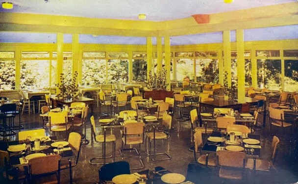 Garden Room at Forest Lake Resort