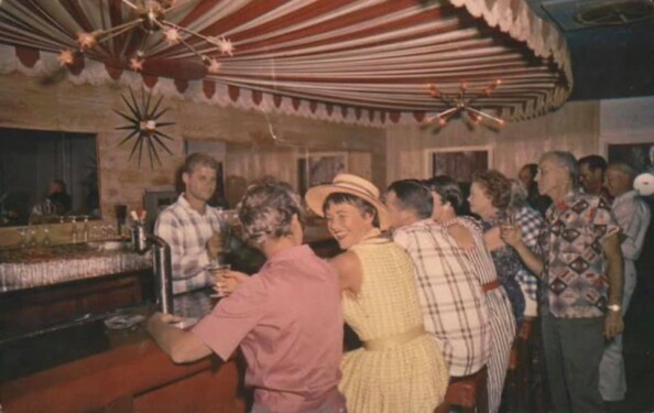Pine Bowl Bar - Hobergs Resort - 1950